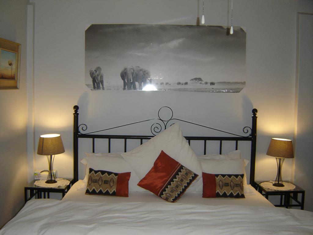 Cedar Lodge Guest House โรเบิร์ตสัน ห้อง รูปภาพ